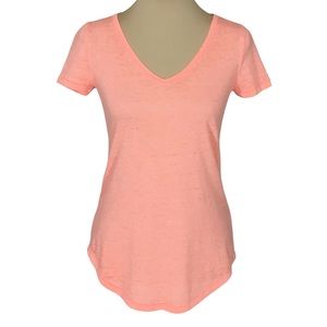 Mudd Neon Peach Pink V-neck Short Sleeved T-shirt, Juniors' XS